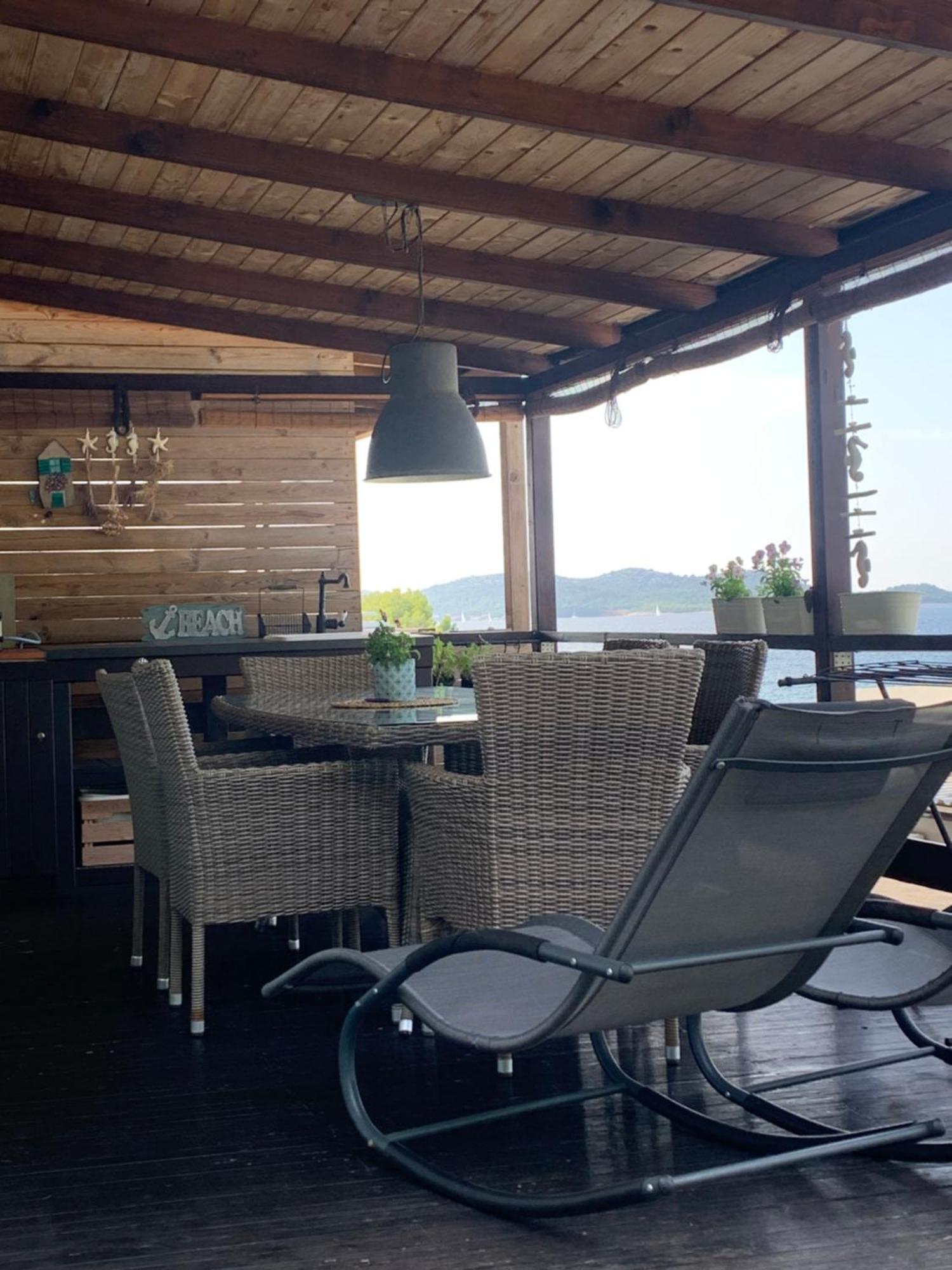 Mobile House On Drage Beach Pakostane Exterior photo