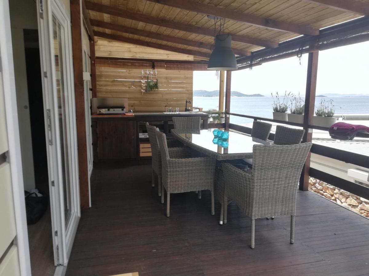 Mobile House On Drage Beach Pakostane Exterior photo